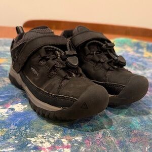 Keen Toddler 9 Black Outdoor Shoes